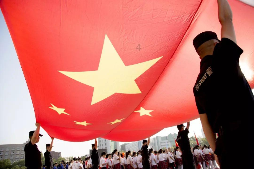 小猫钓鱼游戏龙王版有船