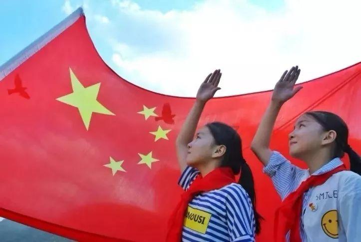小猫钓鱼游戏龙王版有船